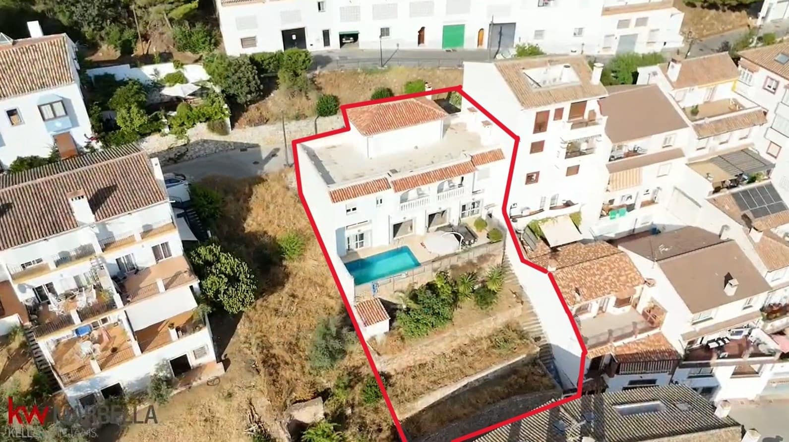 5 soveværelse Villa til salg i Ojen med swimmingpool - € 625.000 (Ref: 9169694)