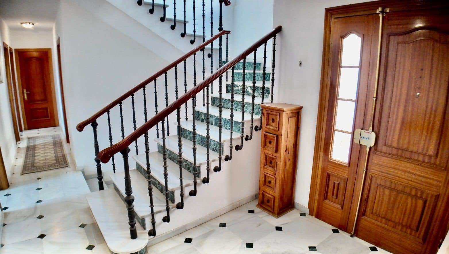 5 sovrum Villa till salu i Ojen med pool - 595 000 € (Ref: 9169694)