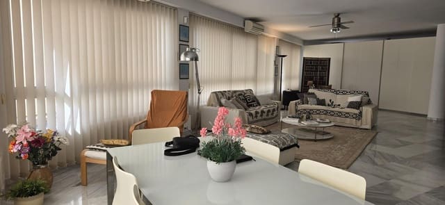 2 slaapkamer Appartement te koop in Marbella met zwembad garage - € 1.250.000 (Ref: 9169695)