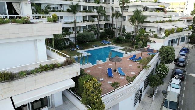 2 slaapkamer Appartement te koop in Marbella met zwembad garage - € 1.250.000 (Ref: 9169695)