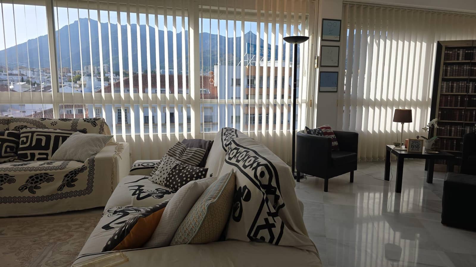 2 slaapkamer Appartement te koop in Marbella met zwembad garage - € 1.250.000 (Ref: 9169695)