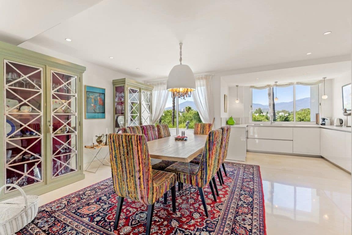 3 soverom Penthouse til salgs i Puerto Banus med svømmebasseng - € 5 950 000 (Ref: 9197909)