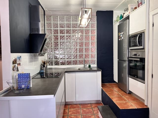 2 quarto Penthouse para venda em Marbella - 470 000 € (Ref: 9197912)