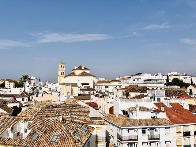 2 quarto Penthouse para venda em Marbella - 470 000 € (Ref: 9197912)