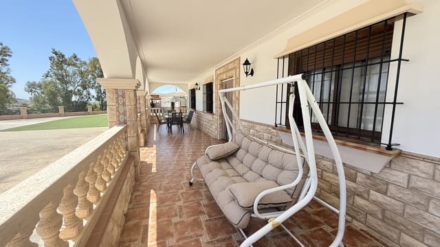 4 bedroom Villa for rent in Valle de Abdalajís with pool - € 1,800 (Ref: 9226926)
