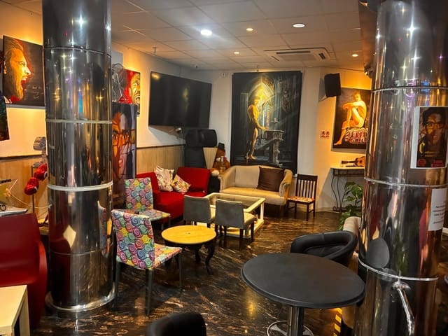 Bedrijf te koop in Torremolinos - € 135.000 (Ref: 9247120)