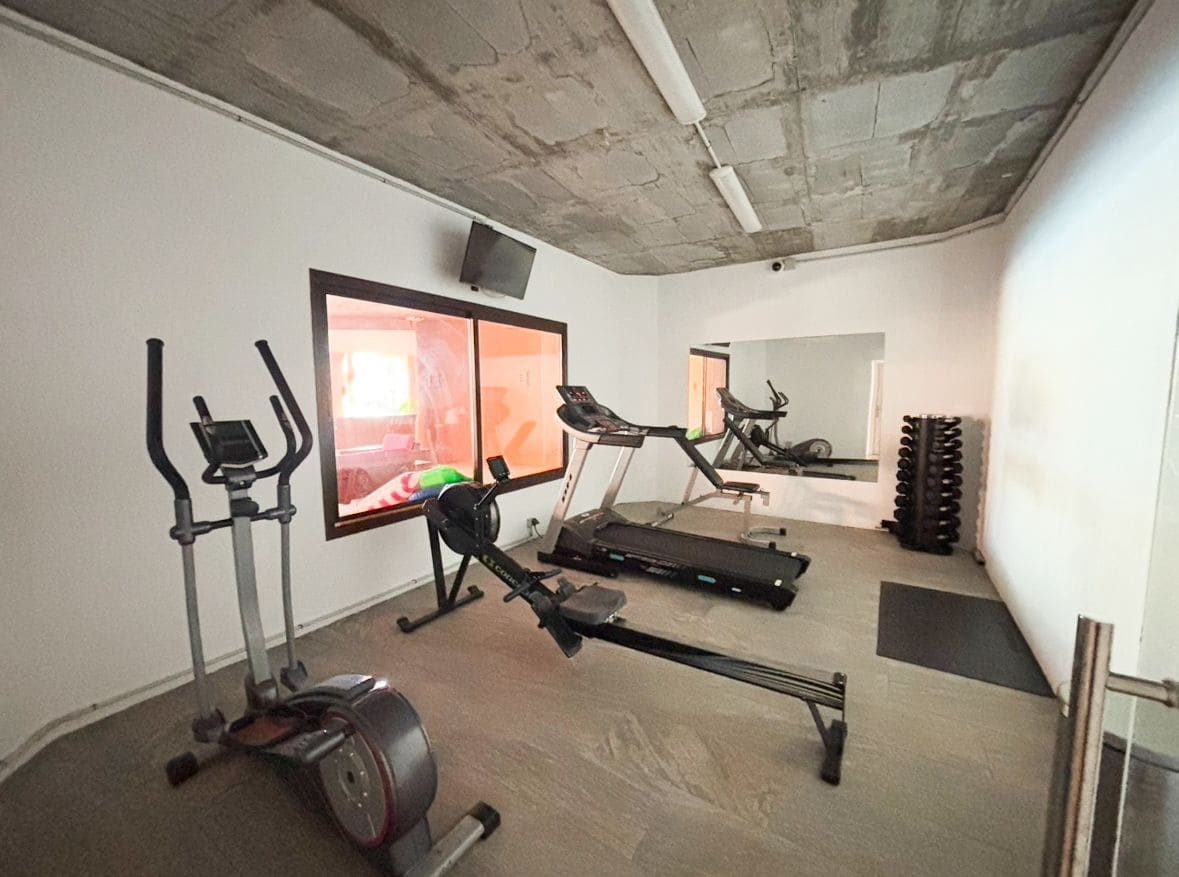 3 makuuhuone Kattohuoneisto vuokrattavana paikassa Marbella mukana uima-altaan 
autotalli - 4 500 € (Ref: 9252286)