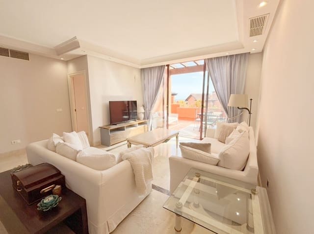 3 quarto Penthouse para arrendar em Marbella com piscina garagem - 4 500 € (Ref: 9252286)