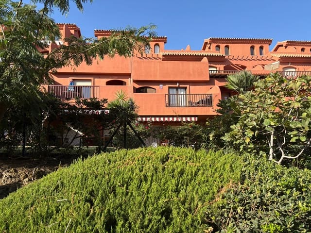 2 makuuhuone Asunto myytävänä paikassa Buenas Noches, Estepona mukana uima-altaan - 320 000 € (Ref: 9264357)