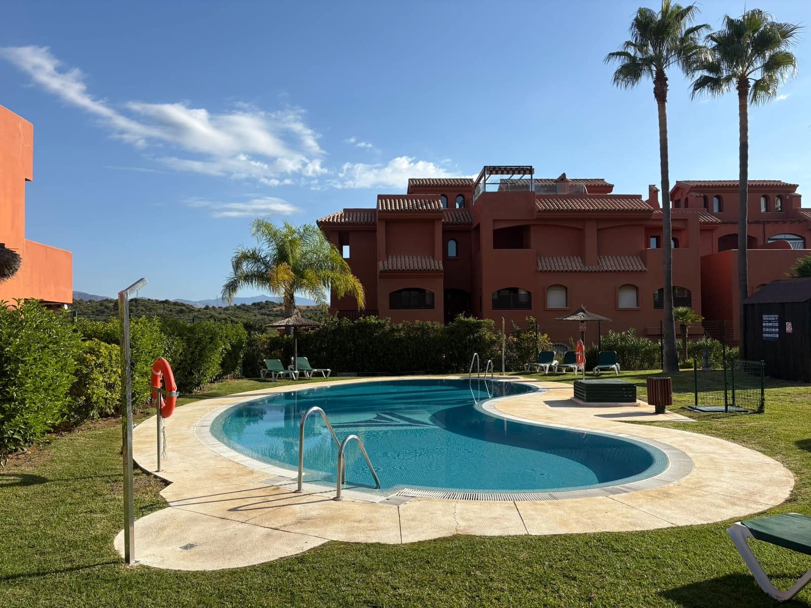 2 chambre Appartement à vendre à Estepona avec piscine - 310 000 € (Ref: 9264357)