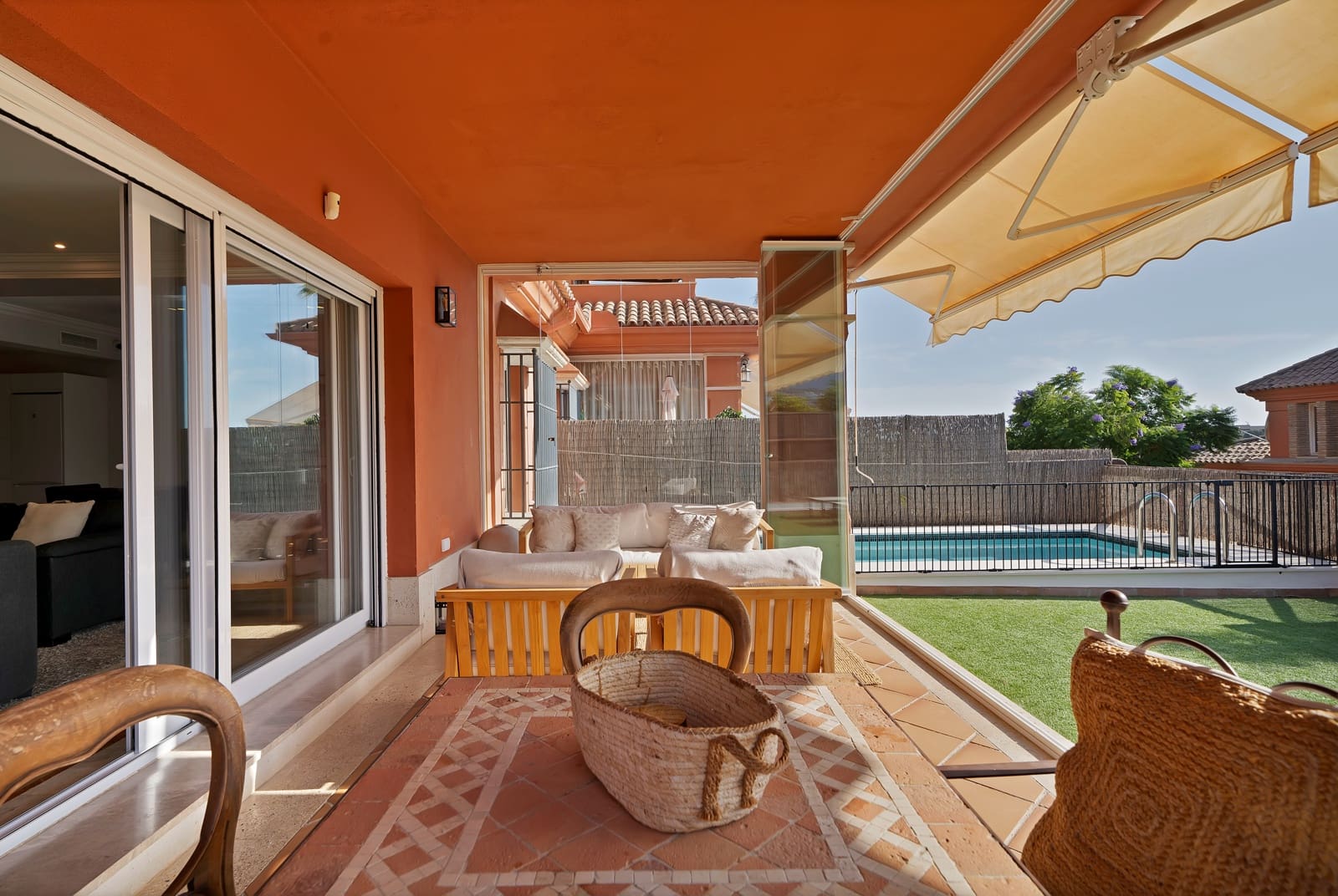 5 makuuhuone Paritalo vuokrattavana paikassa Marbella mukana uima-altaan - 4 900 € (Ref: 9269969)