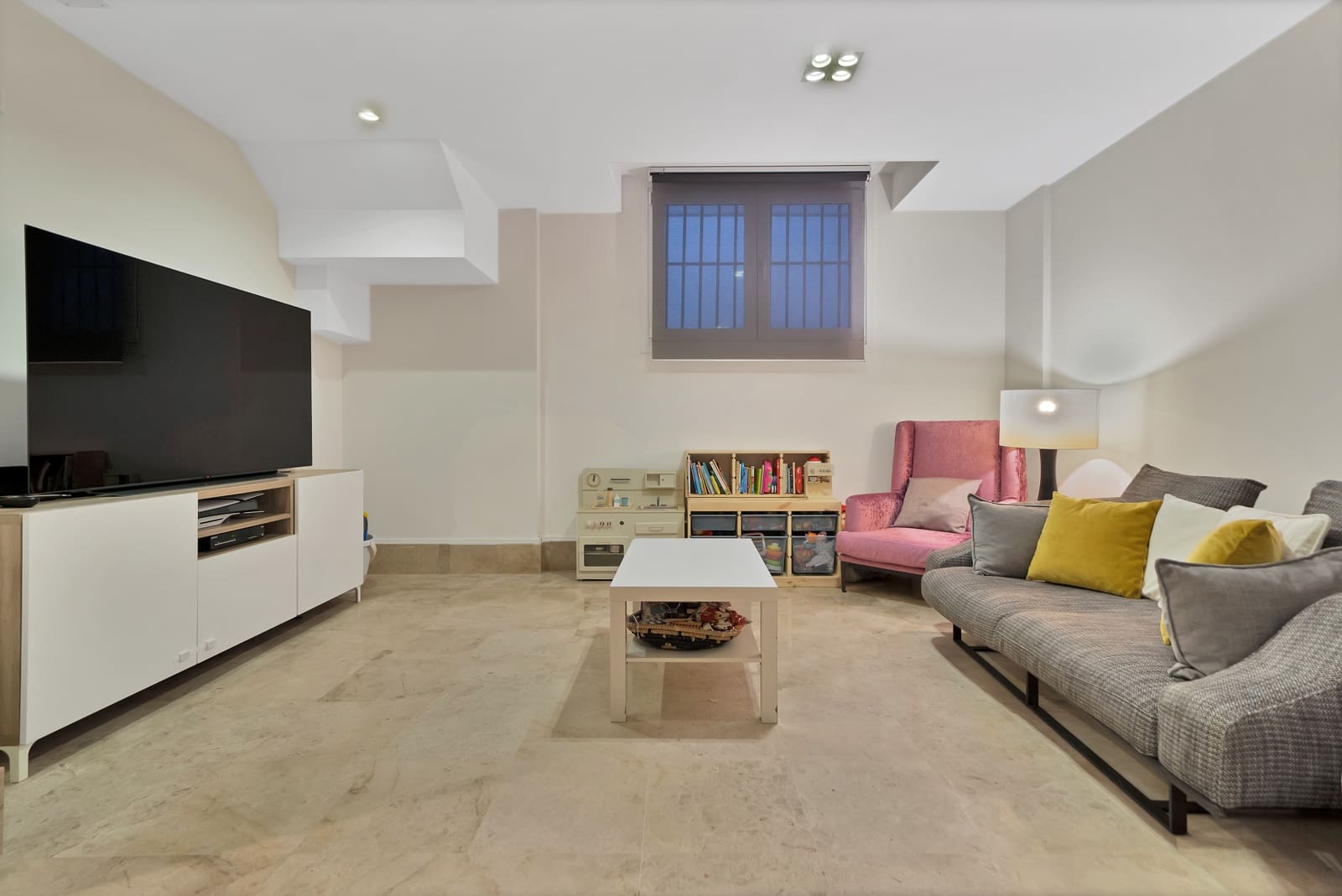 5 makuuhuone Paritalo vuokrattavana paikassa Marbella mukana uima-altaan - 4 900 € (Ref: 9269969)