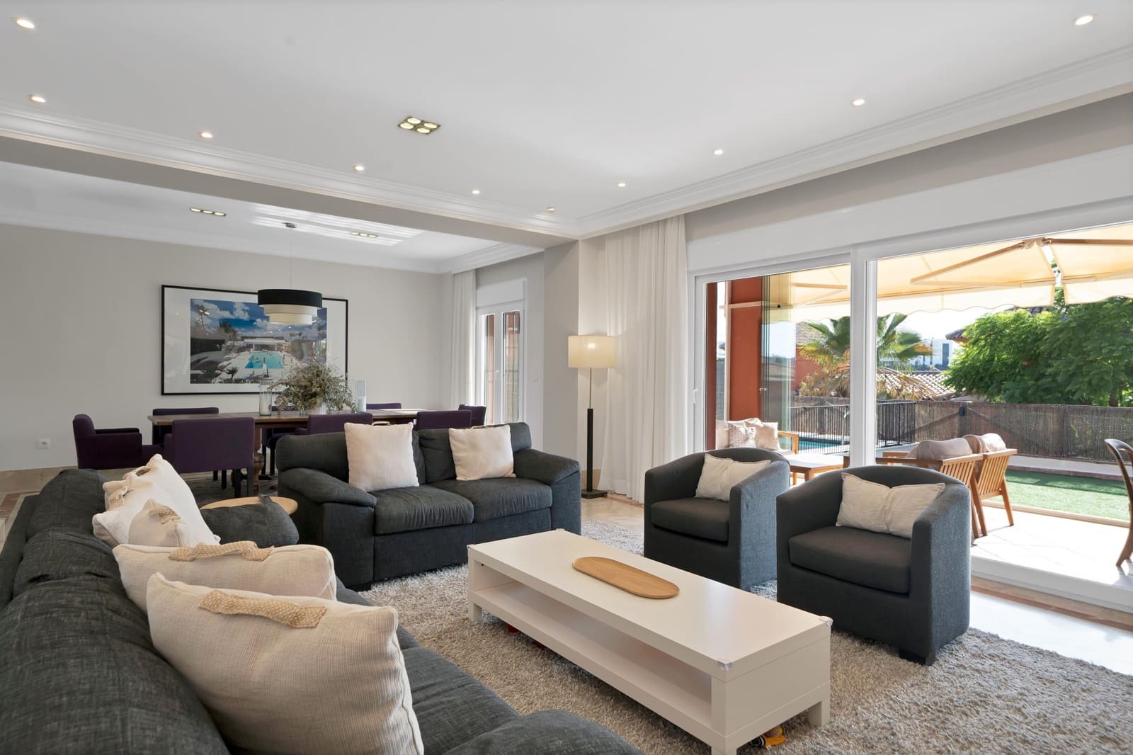 5 bedroom Semi-detached Villa for rent in Marbella with pool garage - € 4,900 (Ref: 9269969)