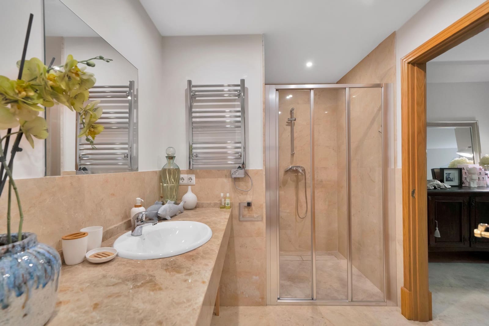 5 bedroom Semi-detached Villa for rent in Marbella with pool garage - € 4,900 (Ref: 9269969)