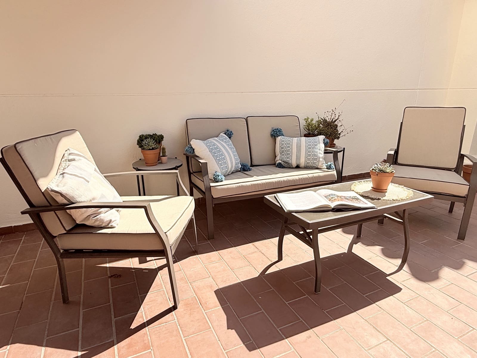 3 bedroom Apartment for sale in Puerto Banus with pool - € 430,000 (Ref: 9272475)