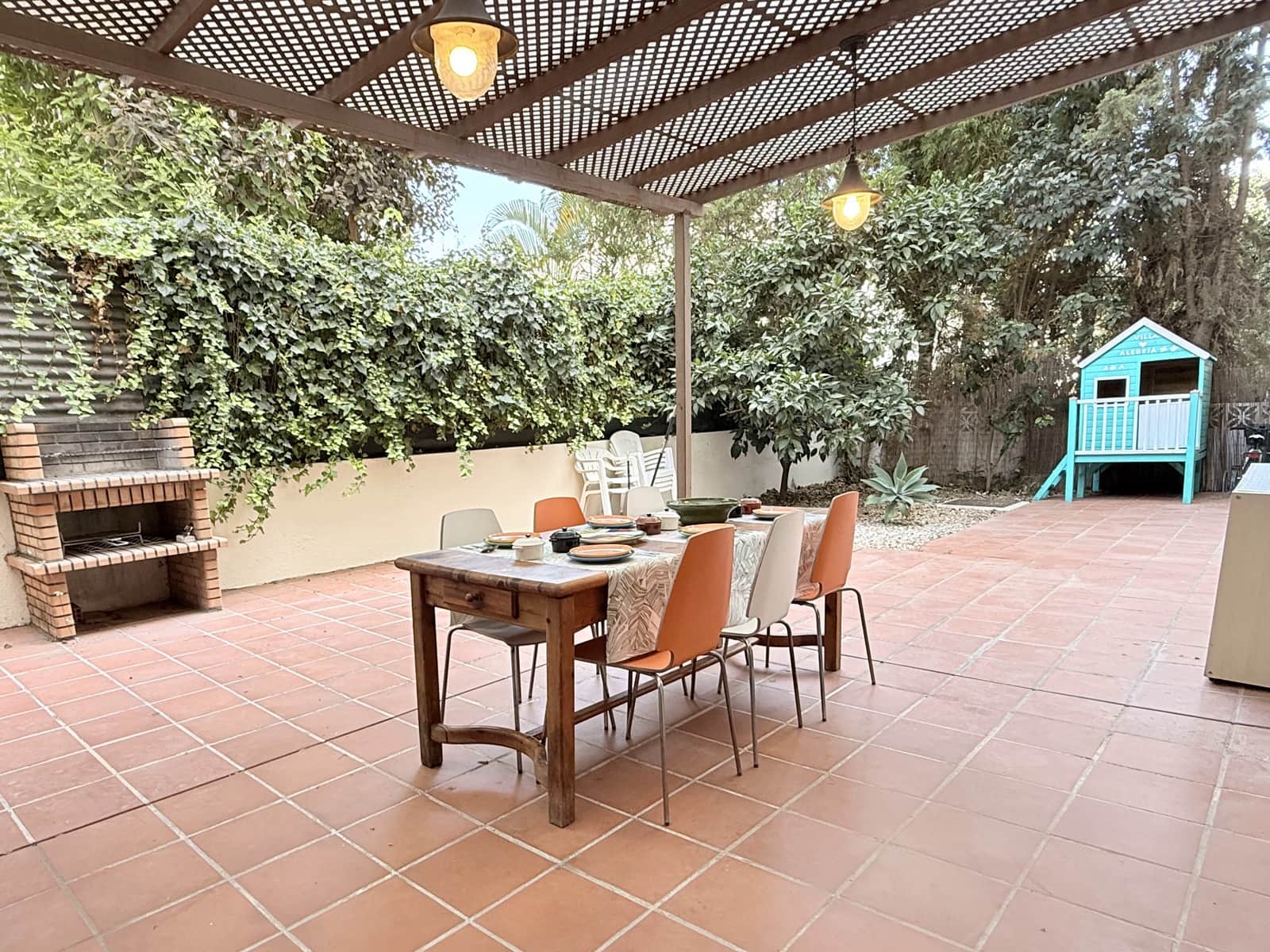 3 bedroom Apartment for sale in Puerto Banus with pool - € 430,000 (Ref: 9272475)