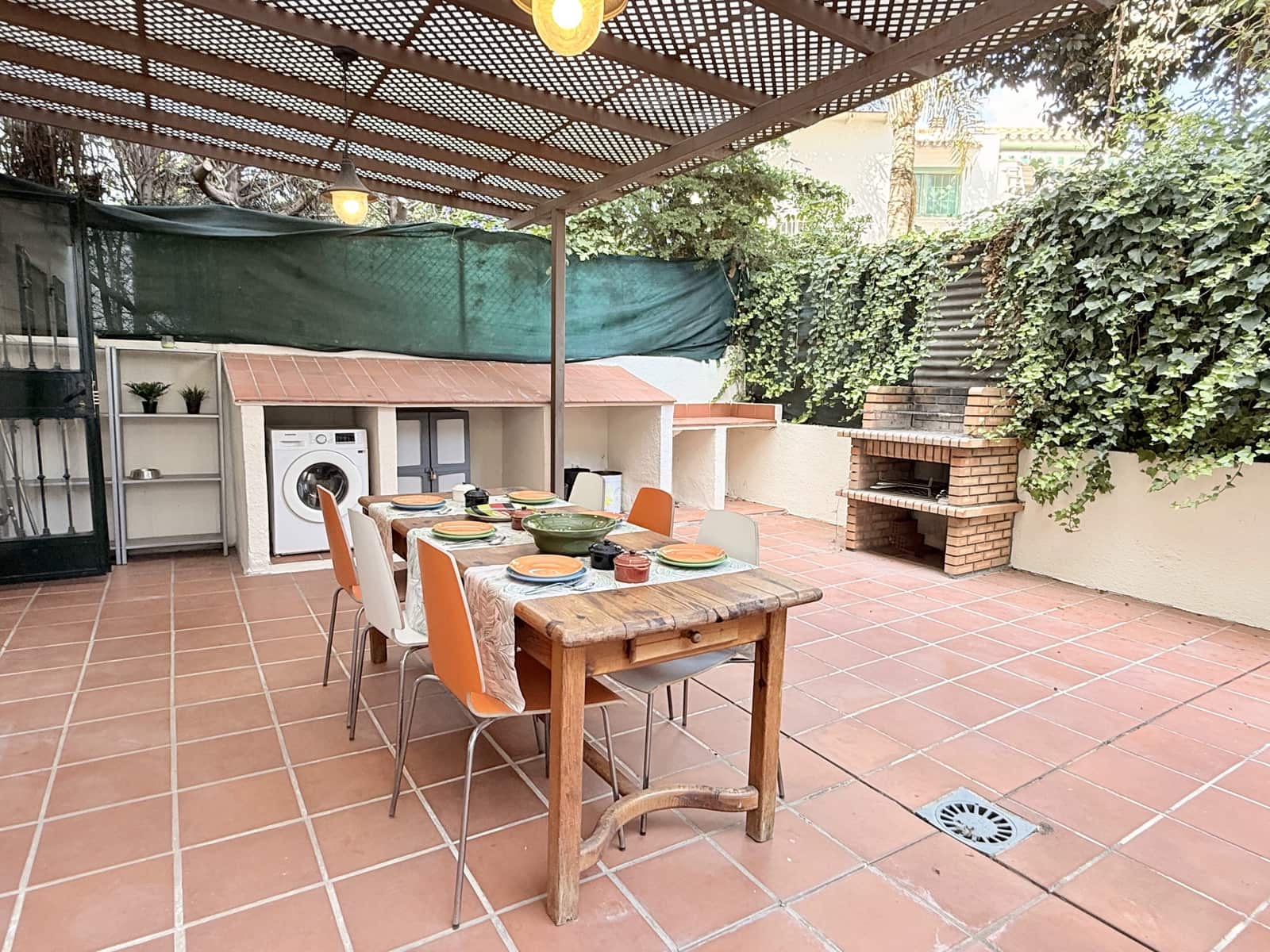 3 bedroom Apartment for sale in Puerto Banus with pool - € 430,000 (Ref: 9272475)