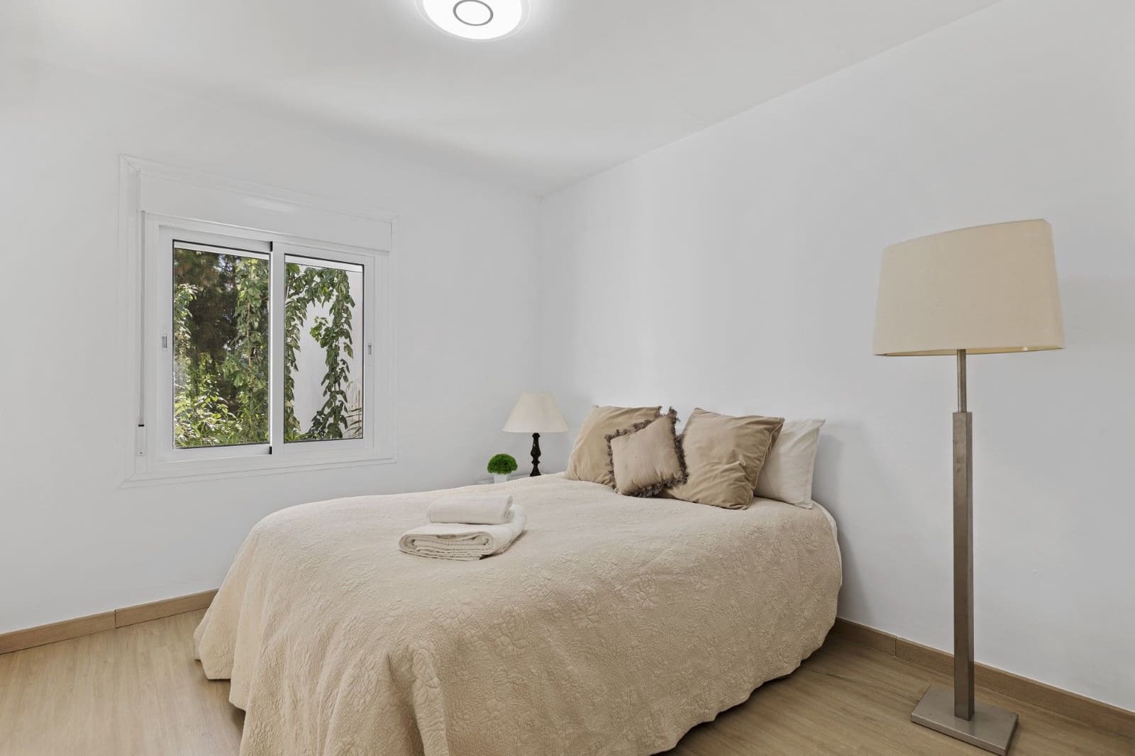 2 sovrum Radhus till salu i Sitio de Calahonda med garage - 400 000 € (Ref: 9272476)