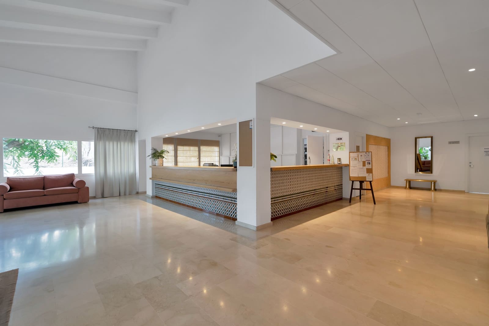 2 soveværelse Lejlighed til salg i New Golden Mile med swimmingpool - € 385.000 (Ref: 9285665)