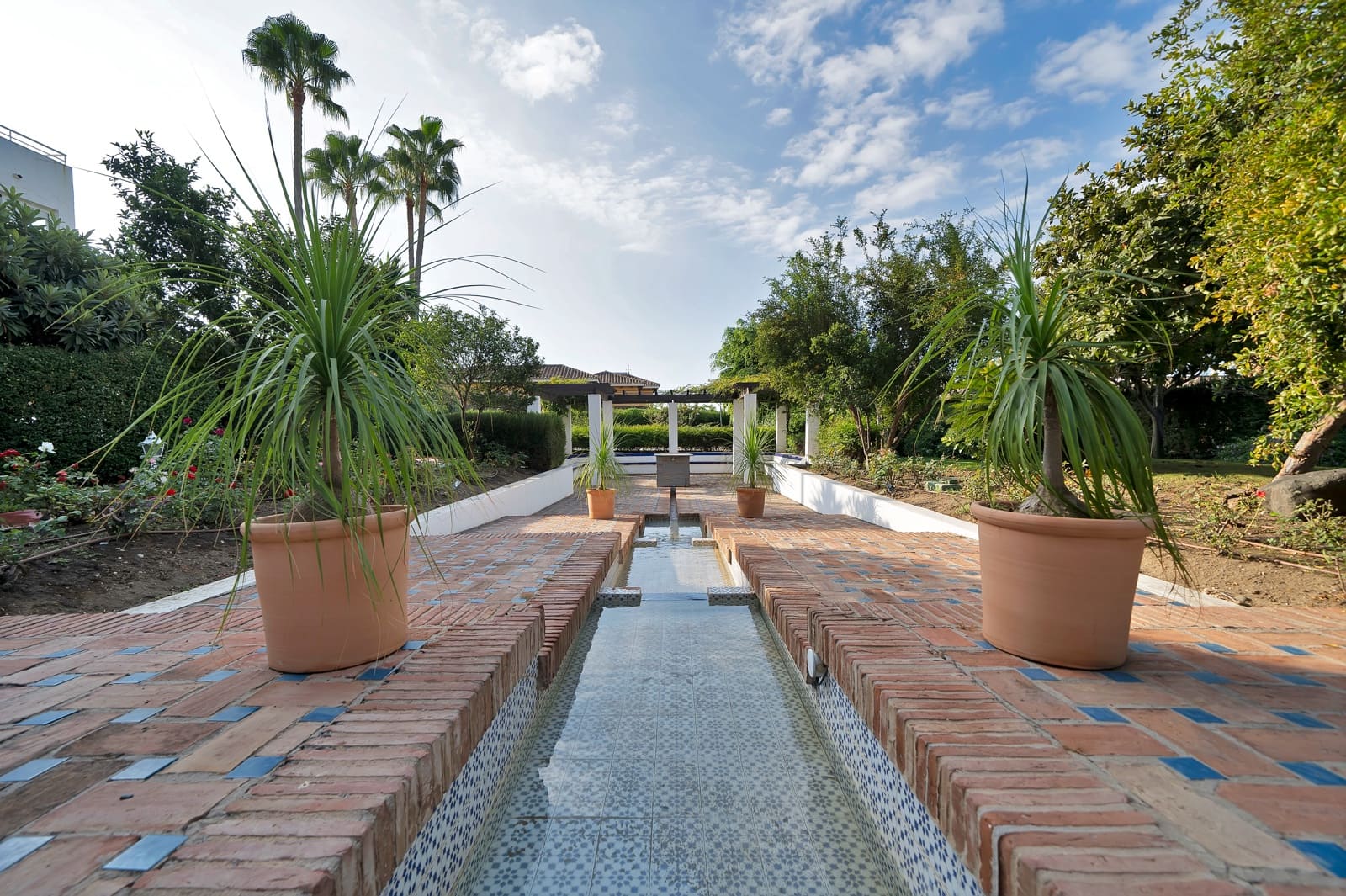 2 soveværelse Lejlighed til salg i New Golden Mile med swimmingpool - € 385.000 (Ref: 9285665)