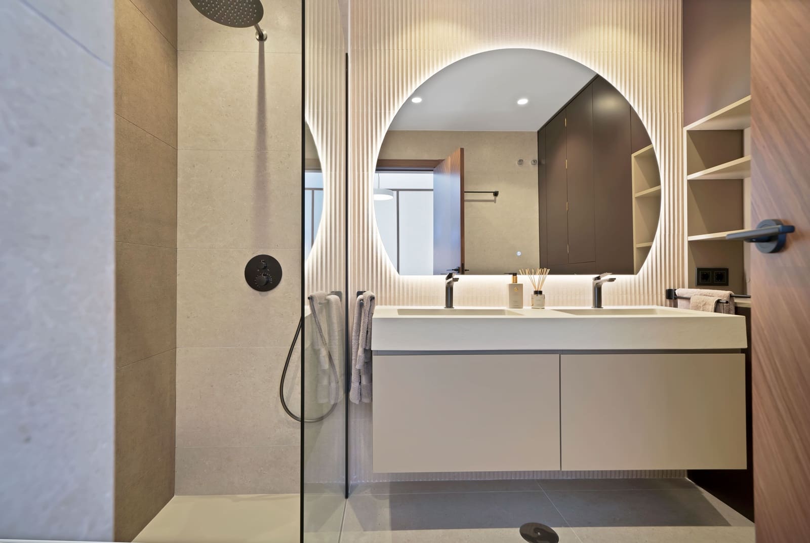 Apartamento de 2 habitaciones en Marbella en venta con piscina - 1.199.000 € (Ref: 9294281)