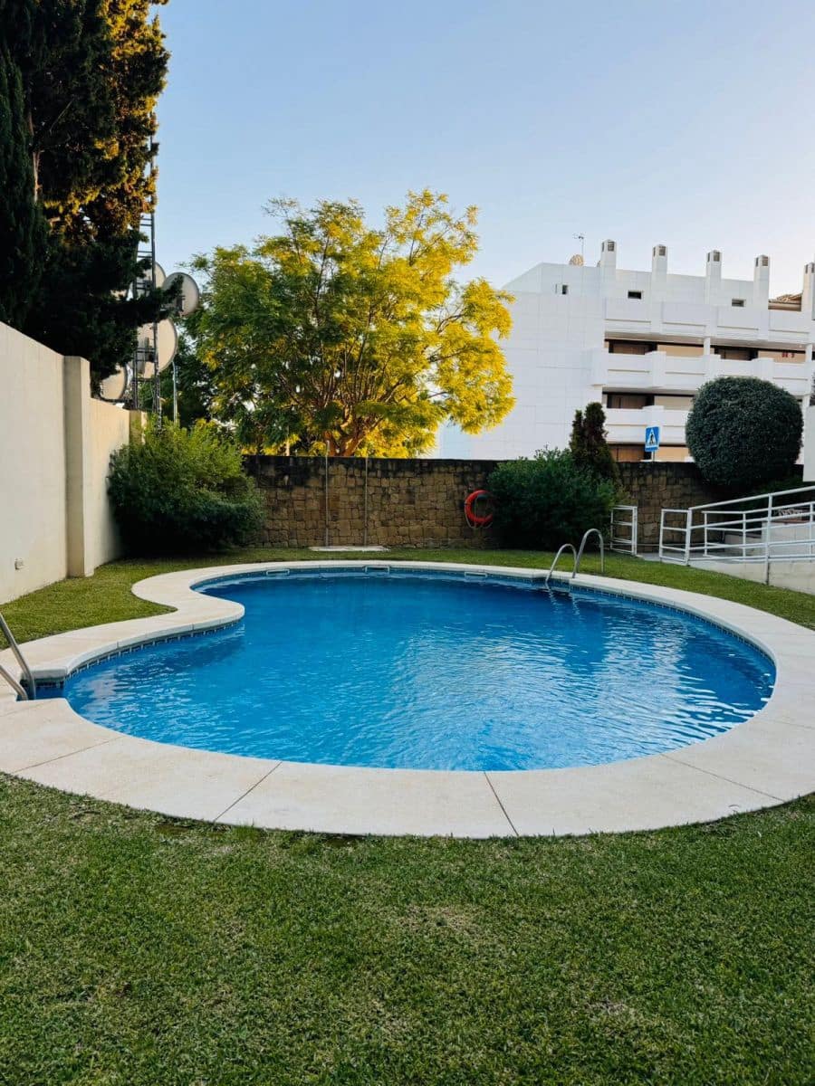 2 soveværelse Lejlighed til salg i Marbella med swimmingpool - € 1.149.000 (Ref: 9294281)