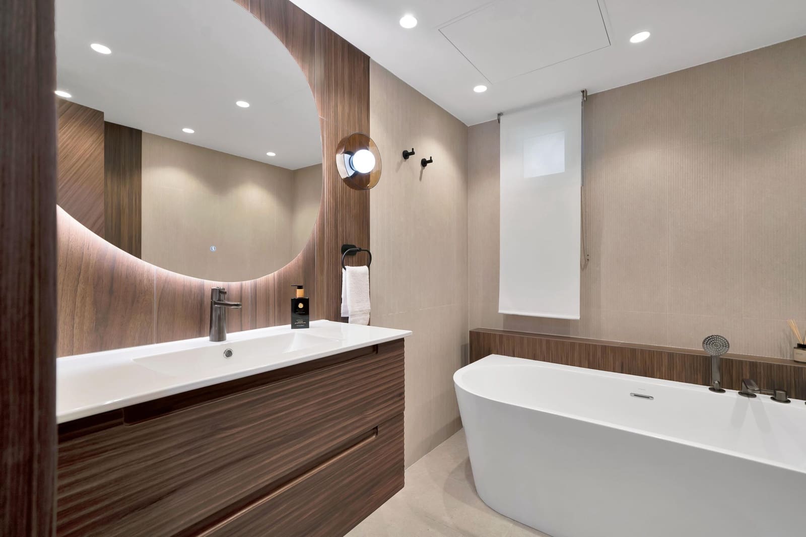 2 soveværelse Lejlighed til salg i Marbella med swimmingpool - € 1.149.000 (Ref: 9294281)