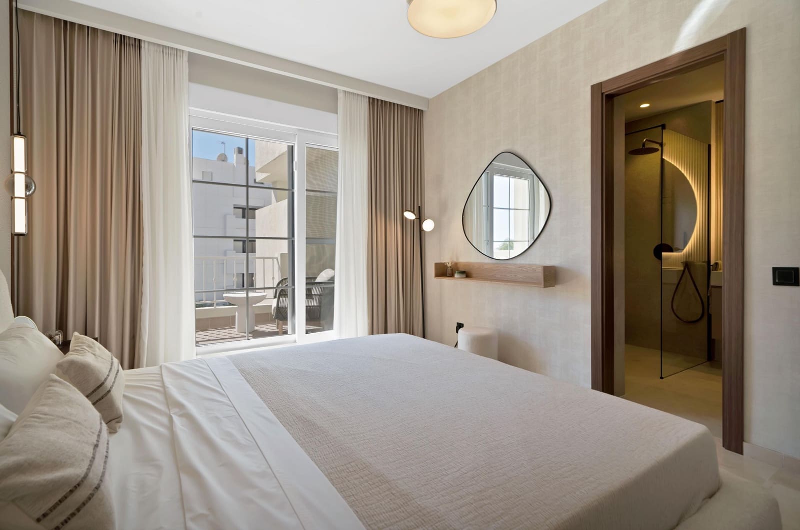 2 soveværelse Lejlighed til salg i Marbella med swimmingpool - € 1.149.000 (Ref: 9294281)