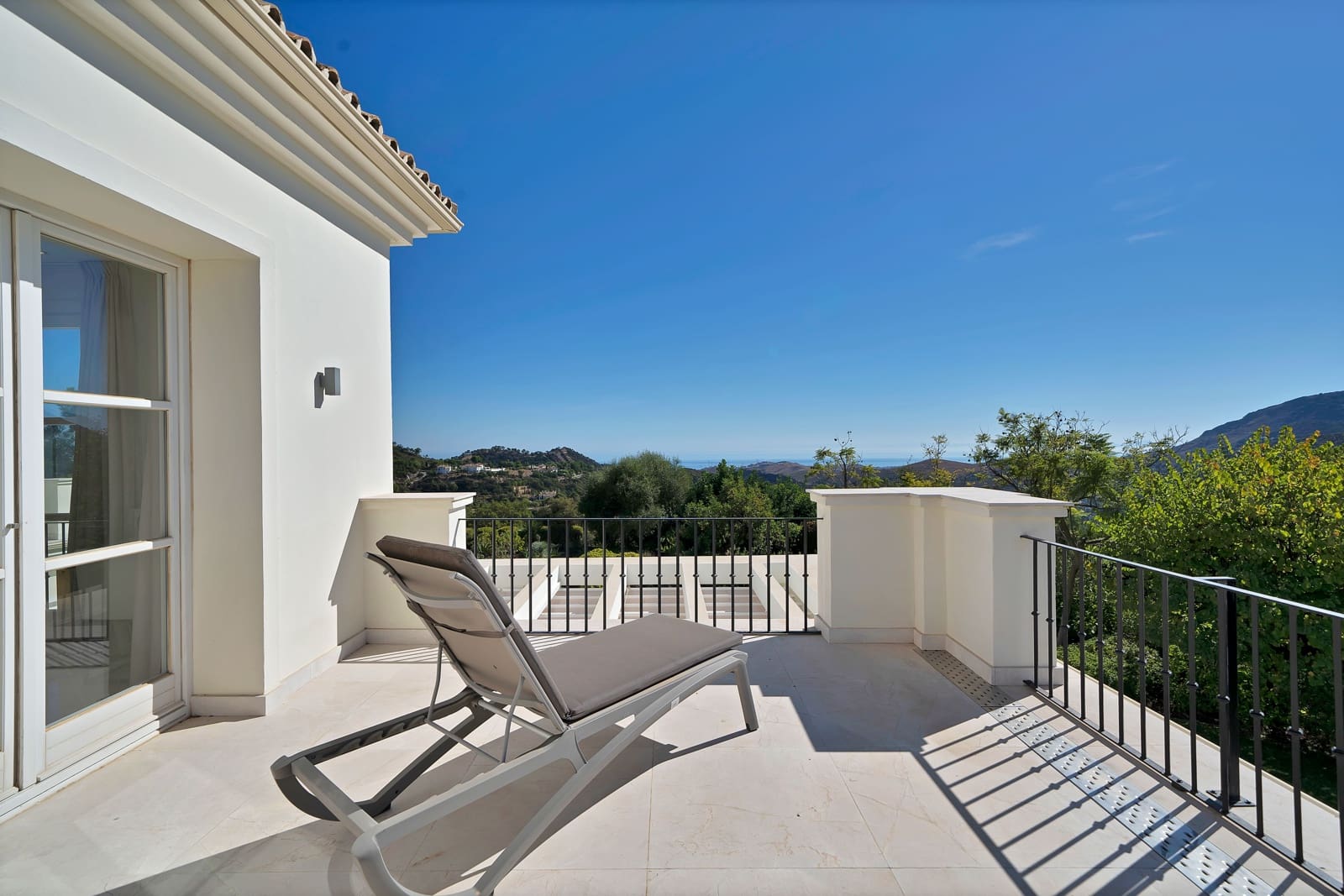 6 makuuhuone Huvila vuokrattavana paikassa Benahavis mukana uima-altaan - 45 000 € (Ref: 9301229)