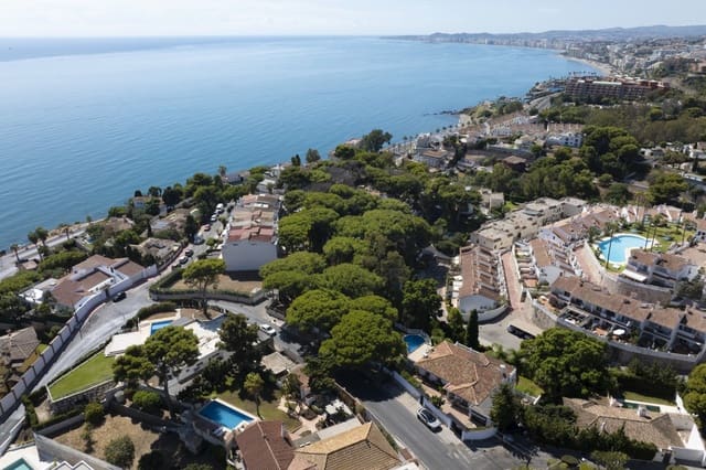 6 sypialnia Willa na sprzedaż w Benalmádena z basenem - 1 250 000 € (Ref: 9303743)