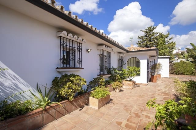 6 sypialnia Willa na sprzedaż w Benalmádena z basenem - 1 250 000 € (Ref: 9303743)