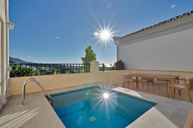 5 soverom Rekkehus til salgs i Marbella med garasje - € 1 695 000 (Ref: 9303744)