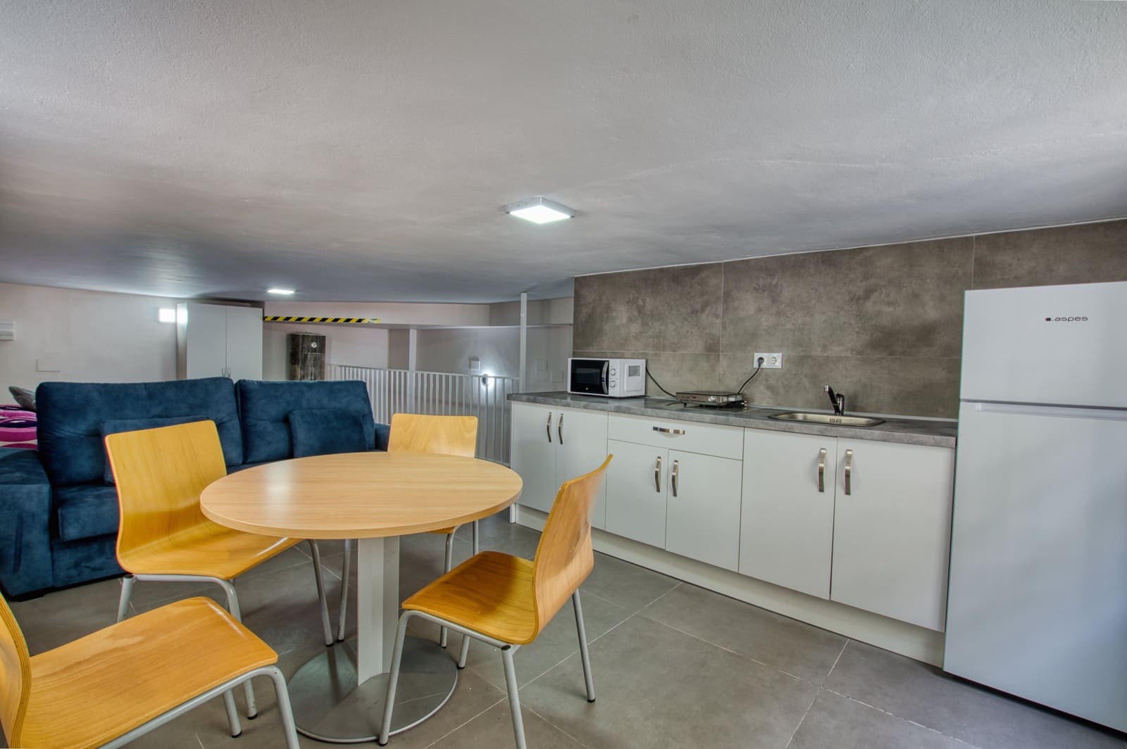 1 soverom Kommersiell til salgs i Velez-Malaga - € 155 000 (Ref: 9330858)