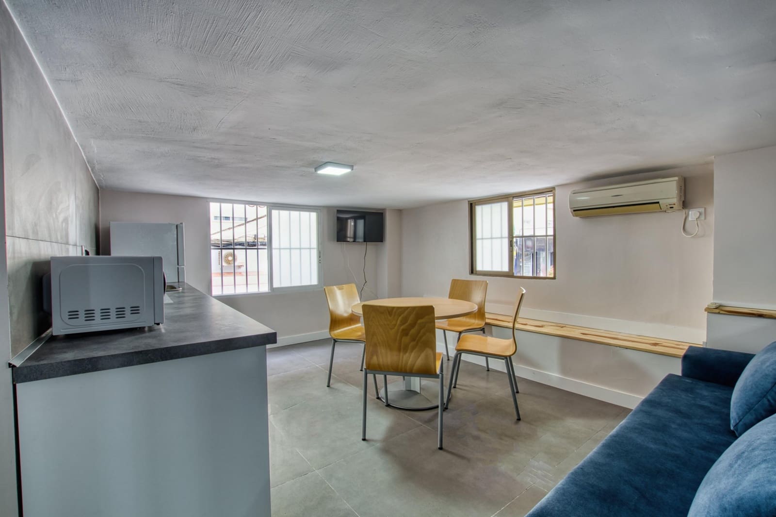 1 soverom Kommersiell til salgs i Velez-Malaga - € 155 000 (Ref: 9330858)