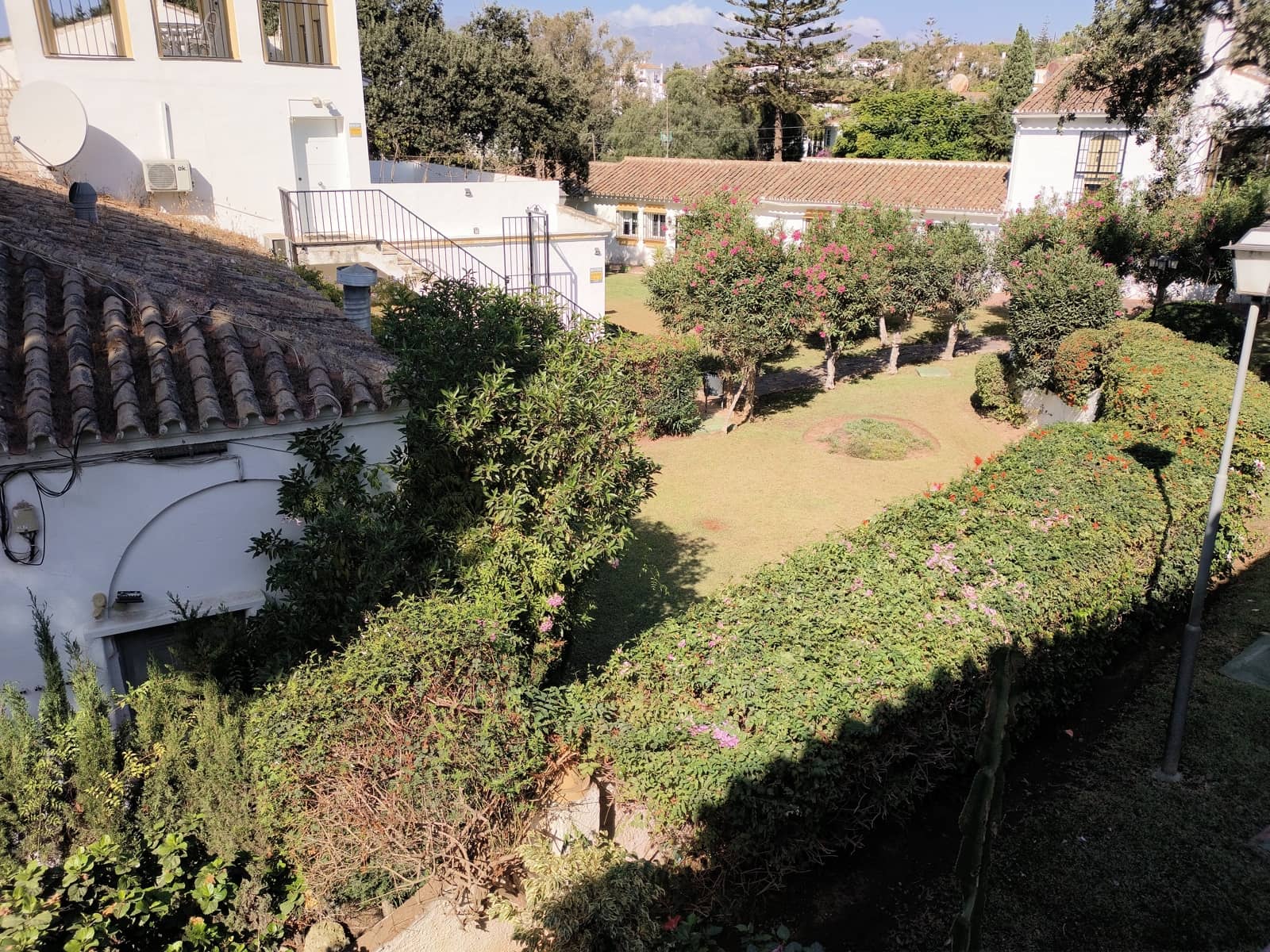 2 soveværelse Lejlighed til salg i Elviria med swimmingpool - € 343.000 (Ref: 9330859)