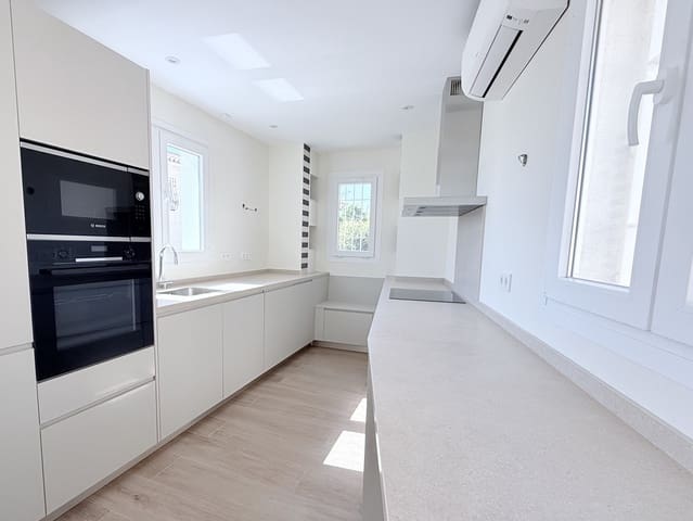 2 sypialnia Apartament na sprzedaż w Monte Sancha, Miasto Málaga - 880 000 € (Ref: 9330861)