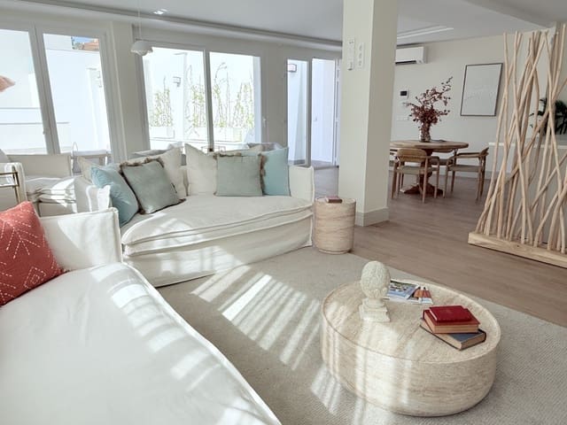 3 soveværelse Lejlighed til salg i Málaga by - € 1.190.000 (Ref: 9330862)