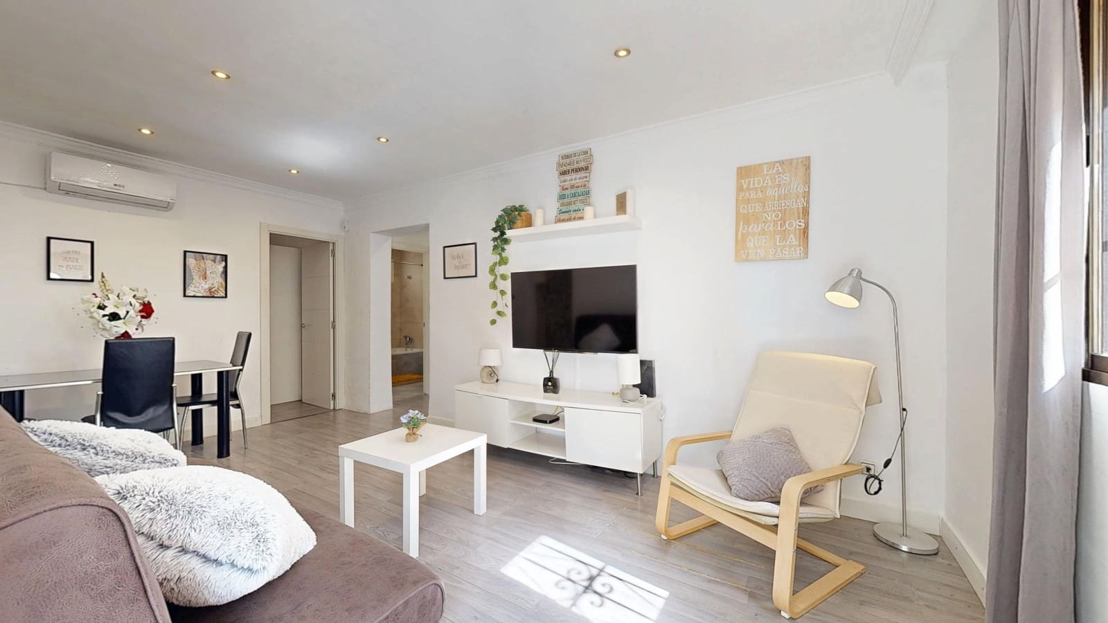 2 makuuhuone Huoneisto myytävänä paikassa Marbella - 210 000 € (Ref: 9330863)