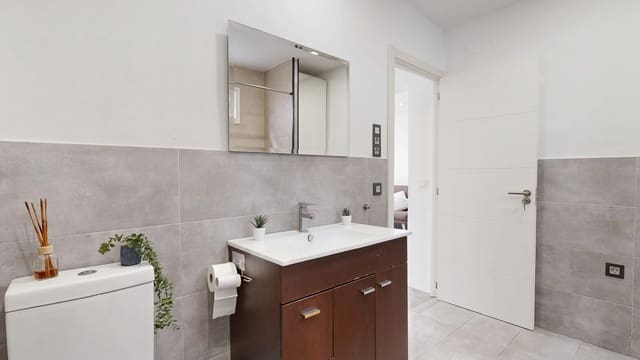 2 makuuhuone Huoneisto myytävänä paikassa Marbella - 210 000 € (Ref: 9330863)