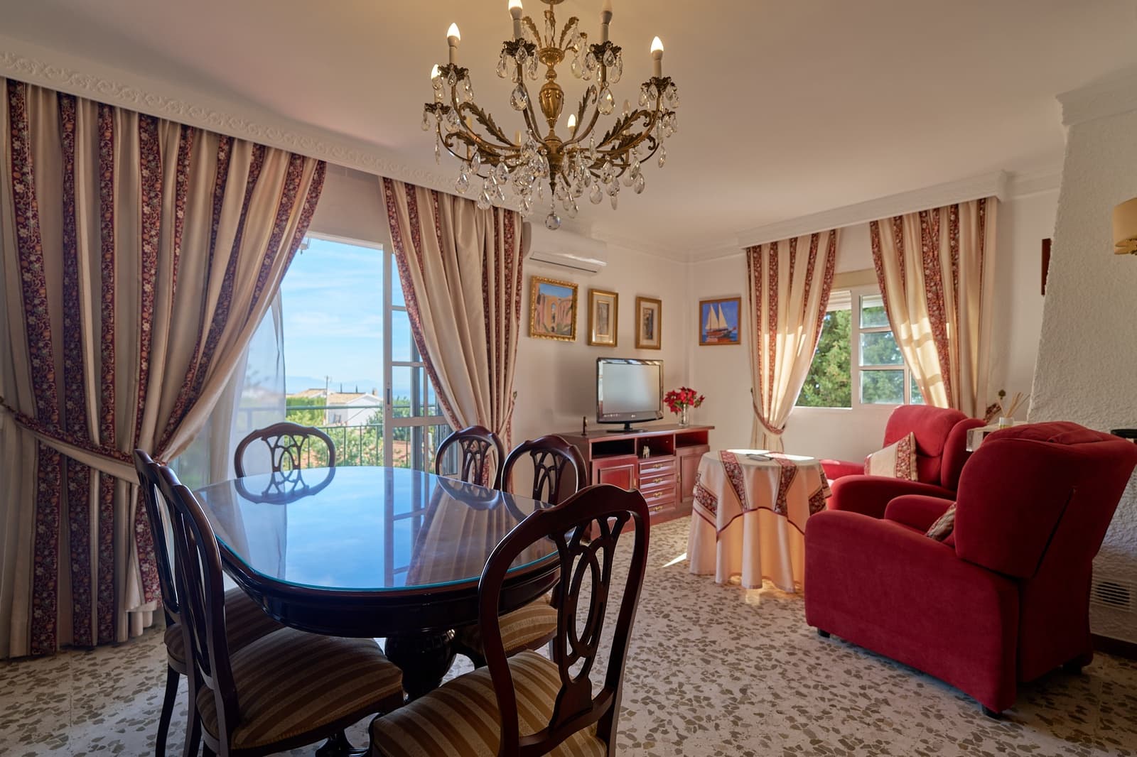 5 quarto Moradia para venda em Benalmadena com piscina - 645 000 € (Ref: 9367400)