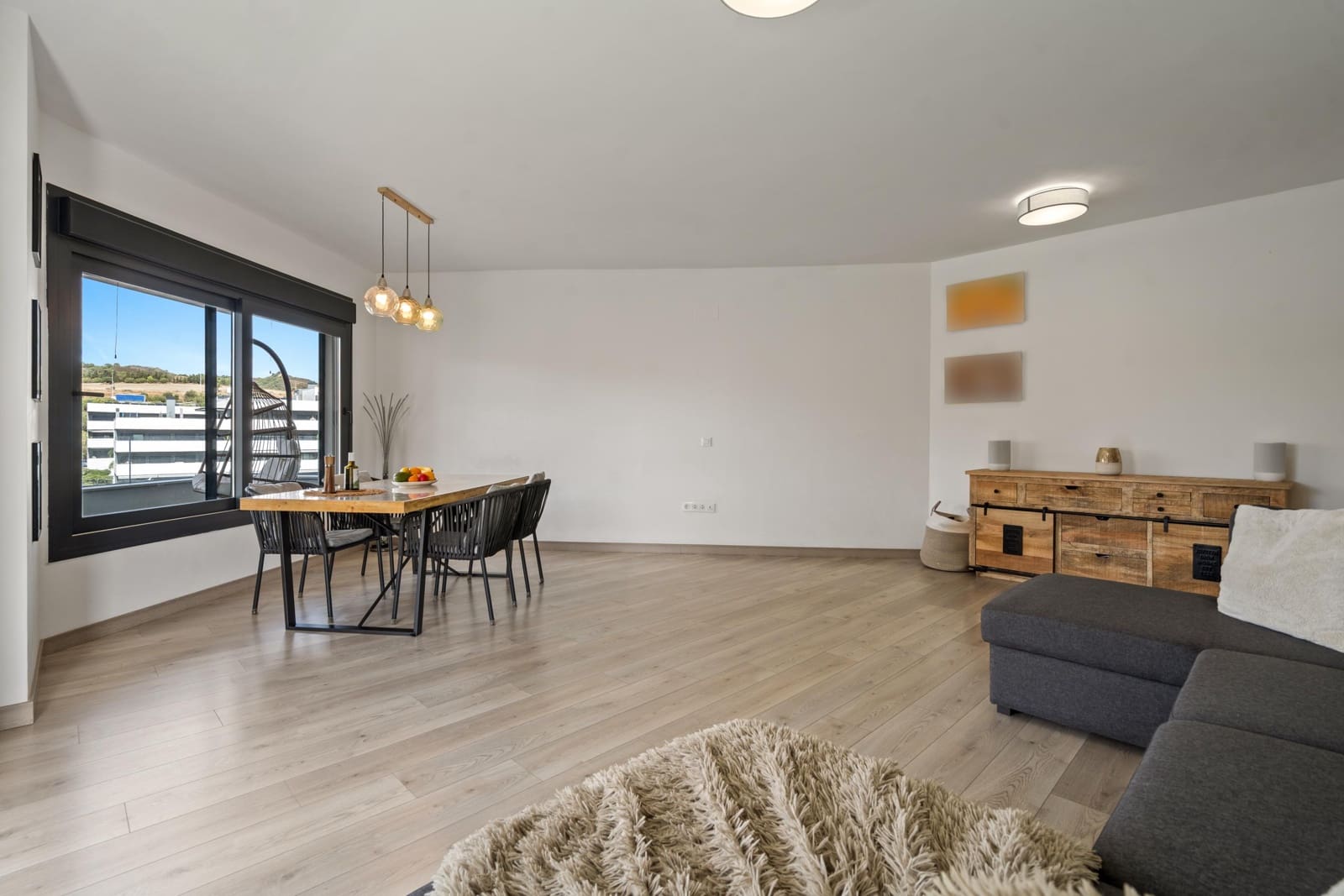 4 bedroom Penthouse for sale in Estepona with pool - € 870,000 (Ref: 9367401)