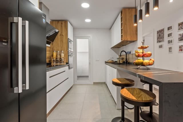 4 bedroom Penthouse for sale in Sierra de Estepona - Avda. de Andalucía, Estepona with pool - € 790,000 (Ref: 9367401)