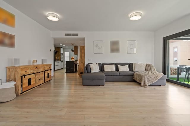 4 bedroom Penthouse for sale in Sierra de Estepona - Avda. de Andalucía, Estepona with pool - € 790,000 (Ref: 9367401)