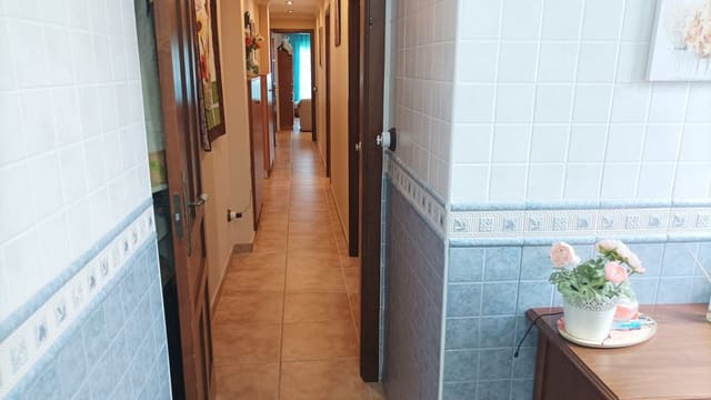 2 makuuhuone Huoneisto myytävänä paikassa Alhaurín de la Torre - 293 000 € (Ref: 9367402)