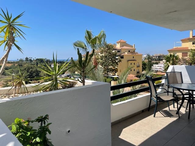 2 soverom Leilighet til leie i Selwo, Estepona med svømmebasseng garasje - € 1 450 (Ref: 9373662)