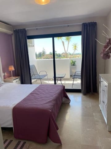 2 soverom Leilighet til leie i Selwo, Estepona med svømmebasseng garasje - € 1 450 (Ref: 9373662)