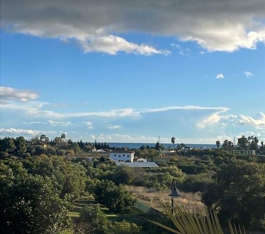 2 sovrum Lägenhet att hyra i Selwo, Estepona med pool garage - 1 600 € (Ref: 9373662)