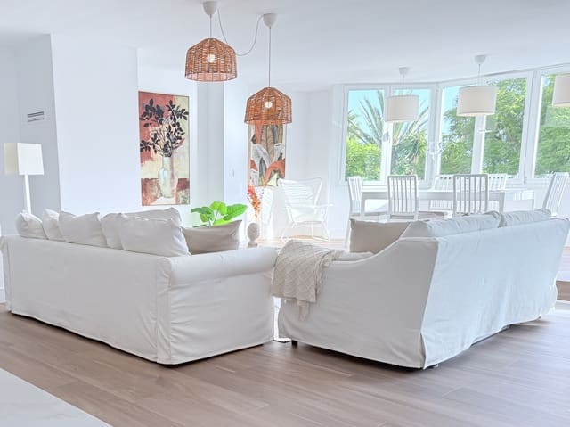 4 soveværelse Lejlighed til salg i El Limonar, Málaga by - € 1.175.000 (Ref: 9375248)