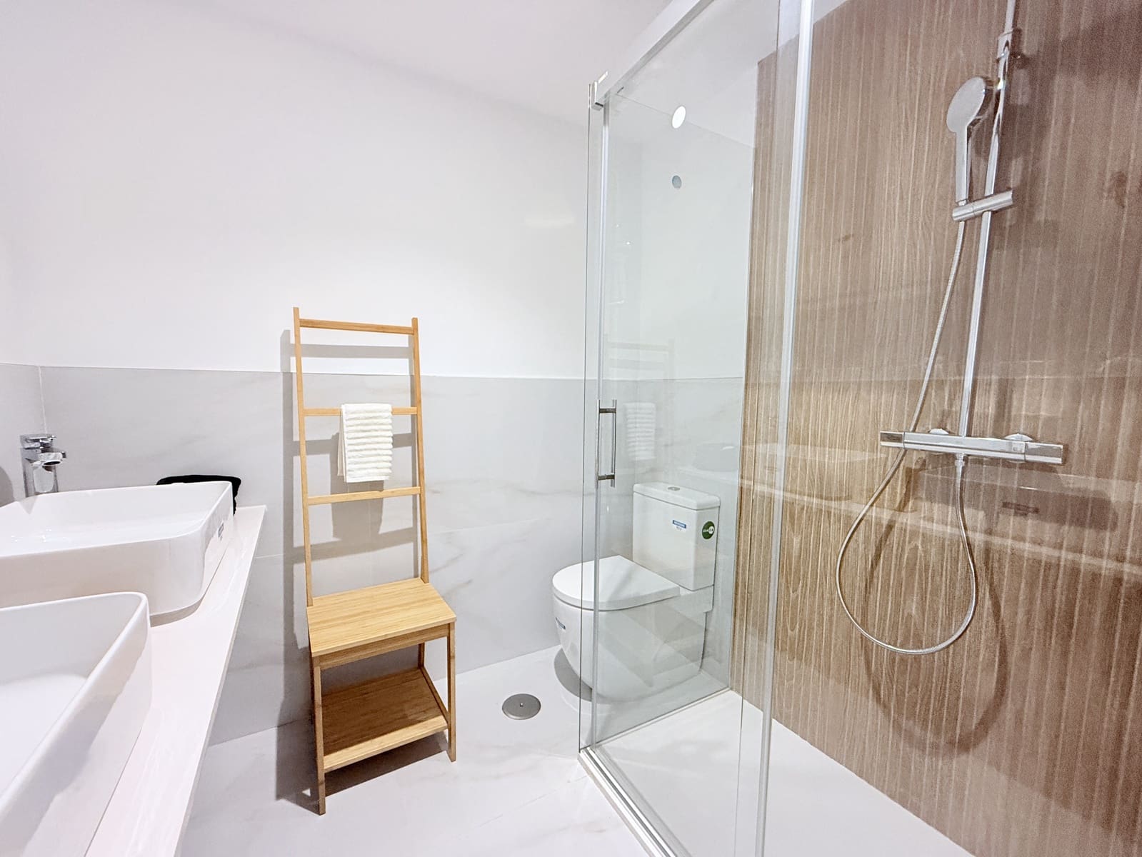 4 soveværelse Lejlighed til salg i Malaga by - € 1.175.000 (Ref: 9375248)