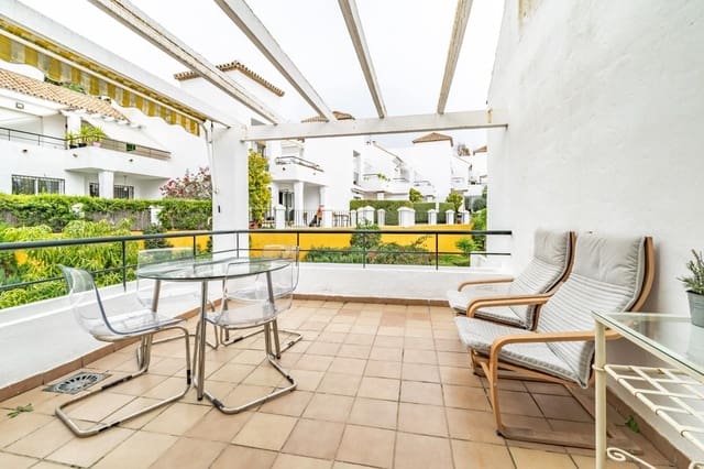 2 soveværelse Lejlighed til salg i Marbella med swimmingpool - € 349.000 (Ref: 9379284)